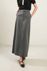 Side Pockets Front Closure Skirt