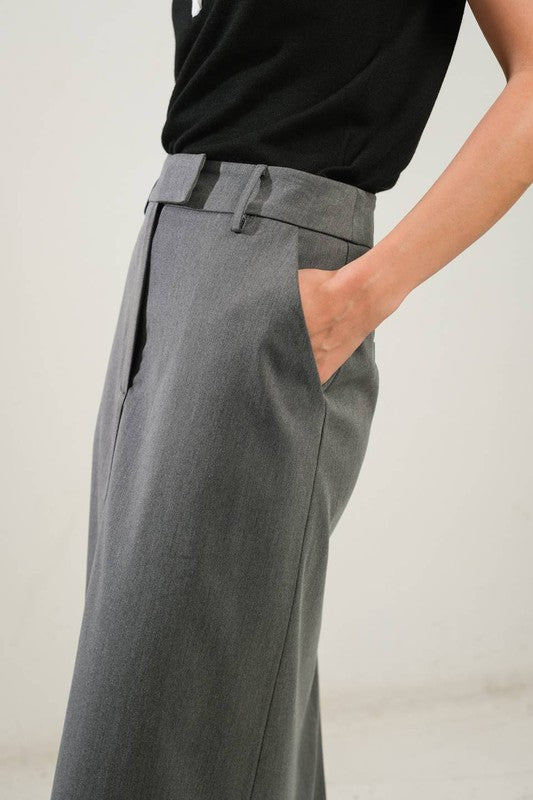 Side Pockets Front Closure Skirt