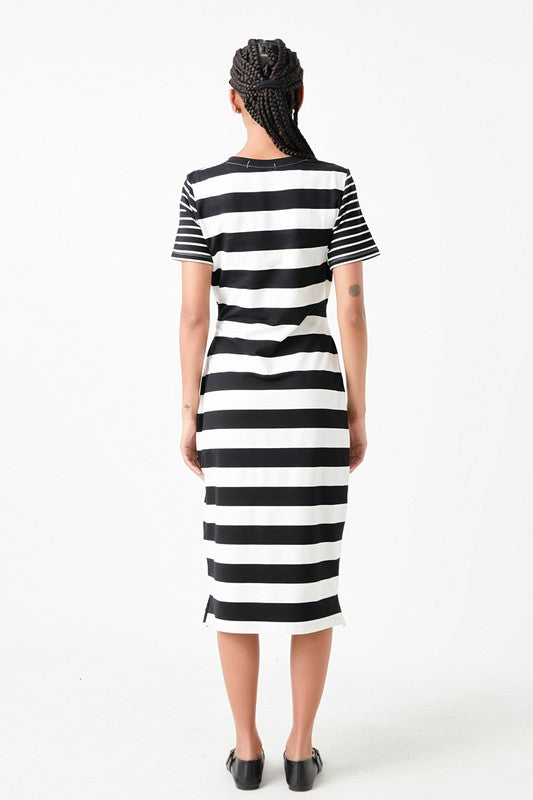 Contrast Stripe Knit Midi Dress (Navy, Black)