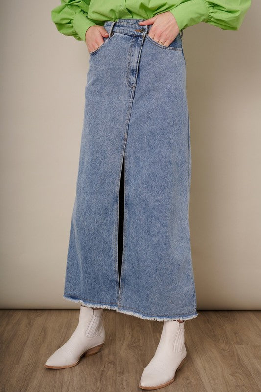 Slit Detail Denim Skirt